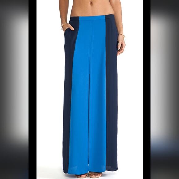 BCBGMAXAZRIA Jane Maxi Skirt in Light Crystal Blue Size Large Pockets Front Slit - Picture 1 of 7